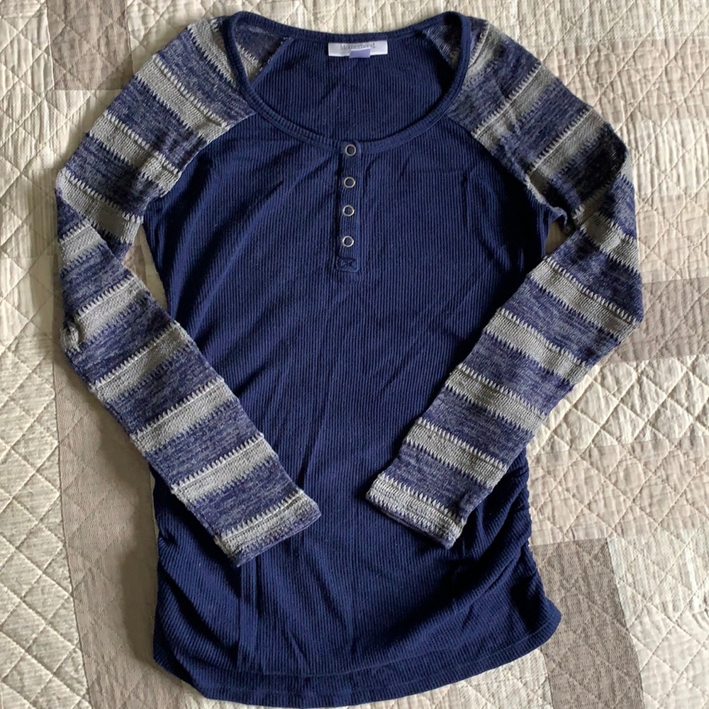 Motherhood long sleeve nursing/maternity top